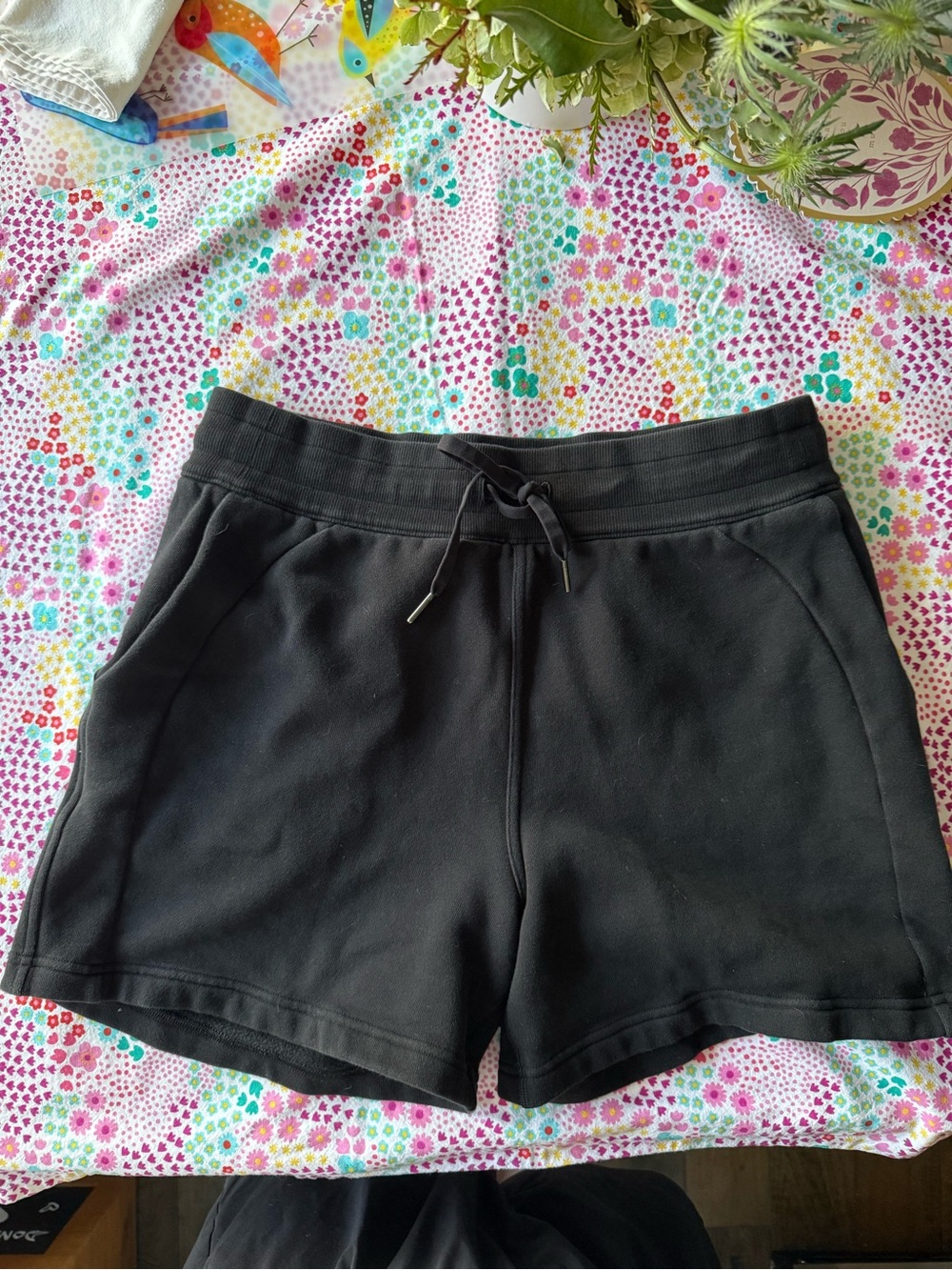 Lululemon Scuba High-Rise Shorts 3" - Black